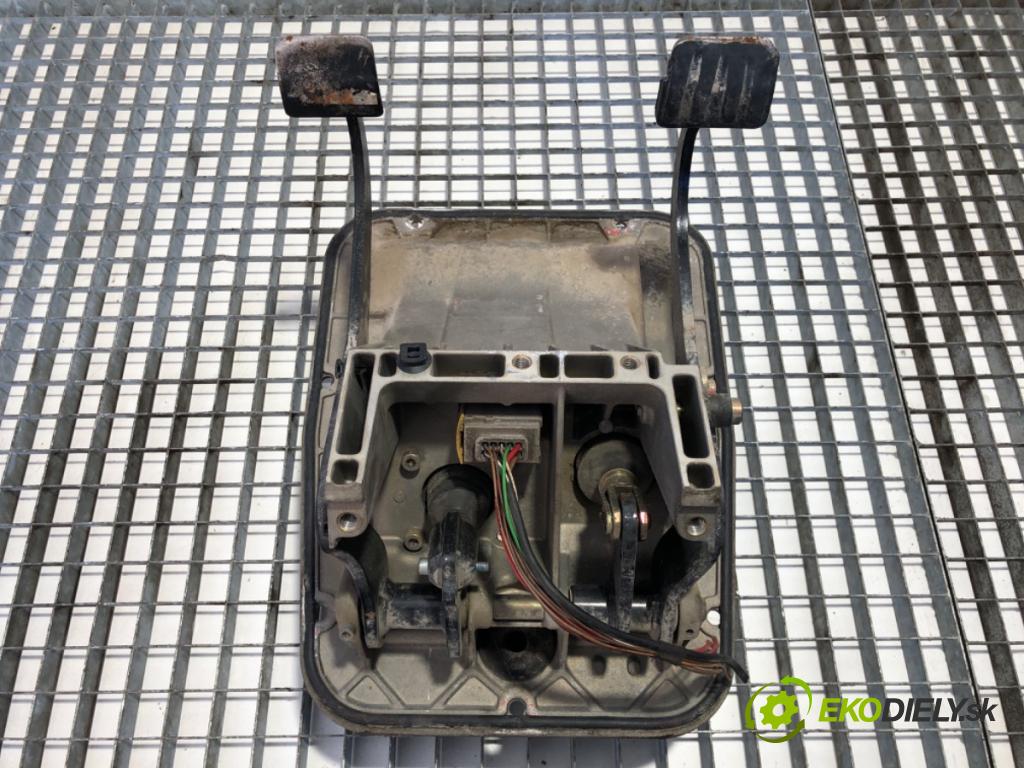 IVECO STRALIS I Platforma / podwozie 2005 353 kW AS 260S48 353 kW [480 KM] olej napędowy 2002 - 2022 12880 PEDÁL: 41211429 (Potenciometer plynového pedálu)