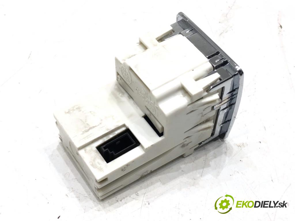 MERCEDES-BENZ W218 Kombi 2016 190 kW CLS 350 d 4-matic (218.994) 2987 Displej A2188270000 (Prístrojová doska)