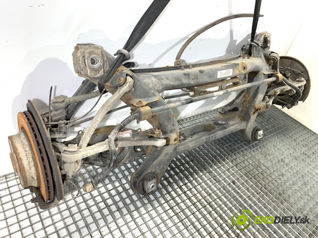 MERCEDES-BENZ W218 Kombi 2016 190 kW CLS 350 d 4-matic (218.994) 2987 výztuha zadní část 2183500902