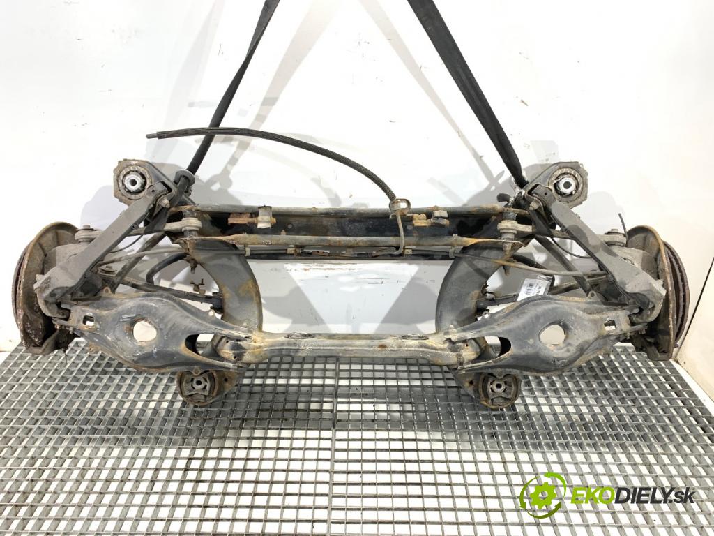 MERCEDES-BENZ W218 Kombi 2016 190 kW CLS 350 d 4-matic (218.994) 2987 výztuha zadní část 2183500902