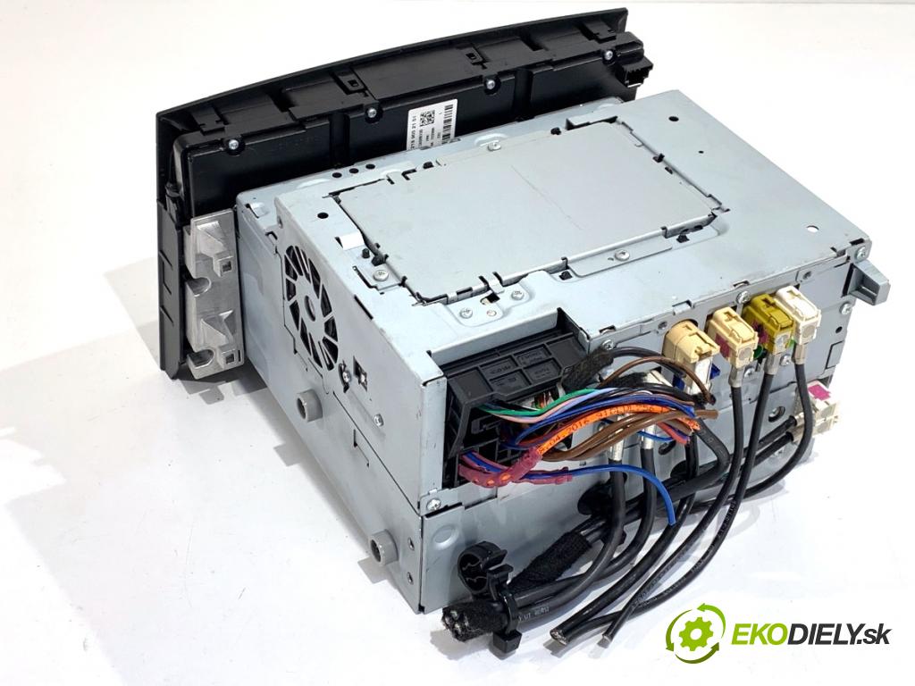 MERCEDES-BENZ W218 Kombi 2016 190 kW CLS 350 d 4-matic (218.994) 2987 RADIO A2189000508 (Audio zařízení)