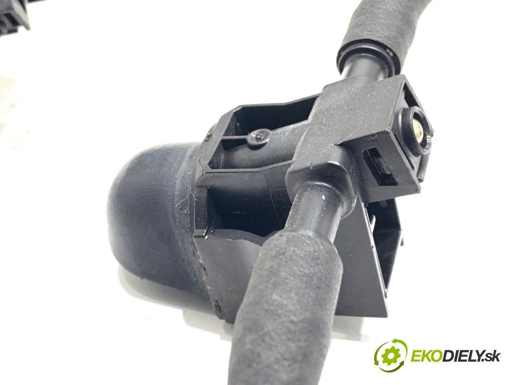 MERCEDES-BENZ W218 Kombi 2016 190 kW CLS 350 d 4-matic (218.994) 2987 ostrekovač ostrekovačov