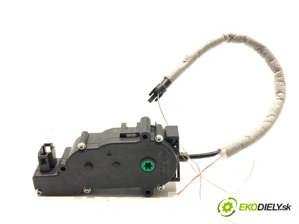 MERCEDES-BENZ W218 Kombi 2016 190 kW CLS 350 d 4-matic (218.994) 2987 Teleskop zámku dverí A2047500060 (Motorček ostatné)