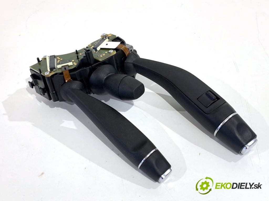 MERCEDES-BENZ W218 Kombi 2016 190 kW CLS 350 d 4-matic (218.994) 2987 Prepínač kombinovaný 10092715-05 (Prepínacie páčky pod volantom)