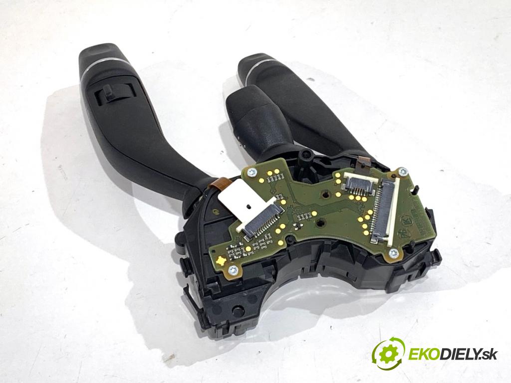 MERCEDES-BENZ W218 Kombi 2016 190 kW CLS 350 d 4-matic (218.994) 2987 Prepínač kombinovaný 10092715-05 (Prepínacie páčky pod volantom)