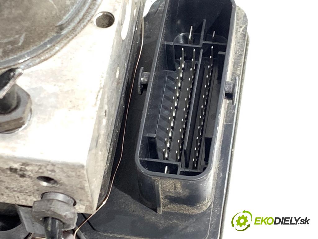 MERCEDES-BENZ W218 Kombi 2016 190 kW CLS 350 d 4-matic (218.994) 2987 Pumpa ABS A2124310000 (Pumpa ABS)