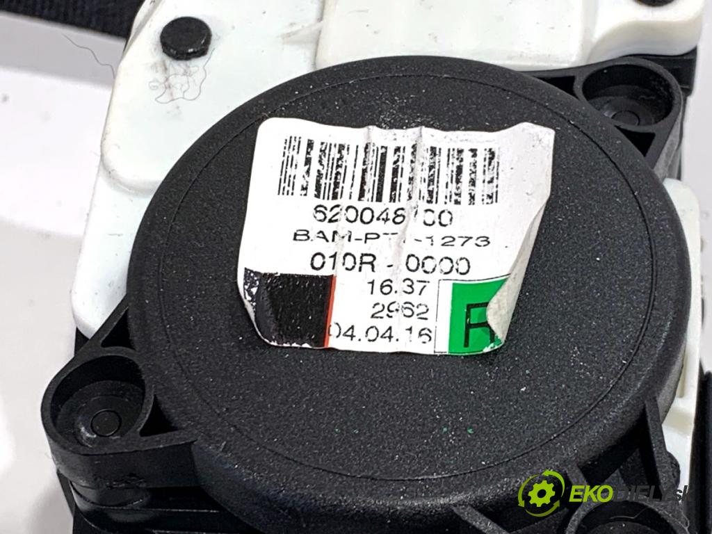 MERCEDES-BENZ W218 Kombi 2016 190 kW CLS 350 d 4-matic (218.994) 2987 držák bezpečnost pravý přední část