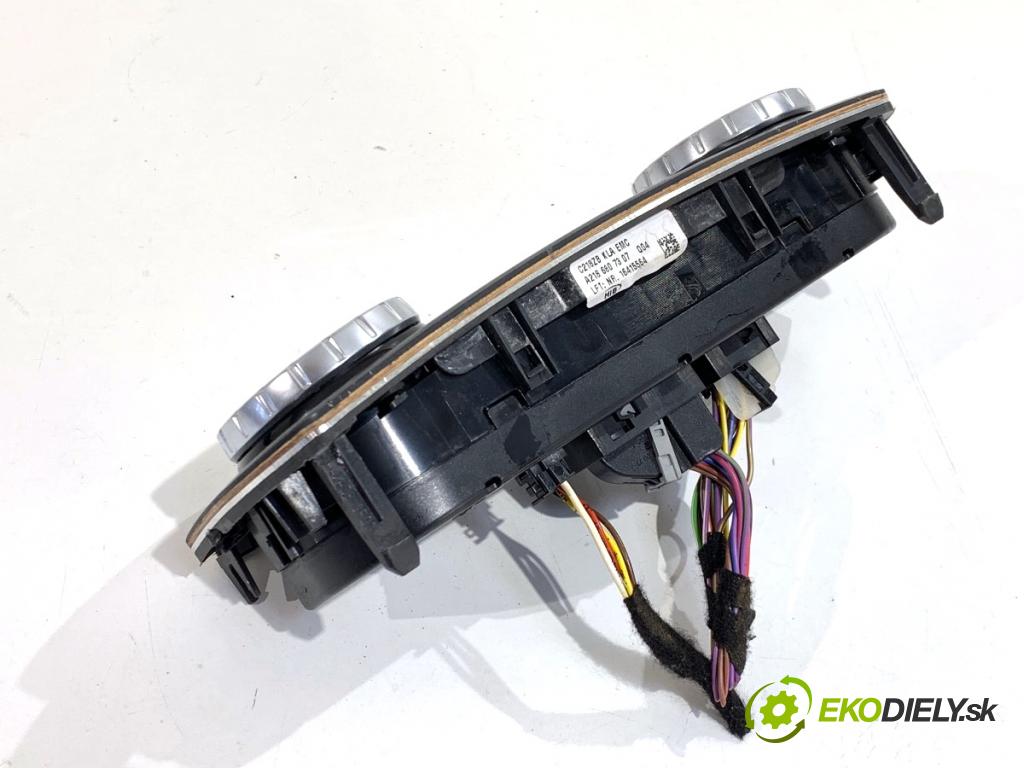 MERCEDES-BENZ W218 Kombi 2016 190 kW CLS 350 d 4-matic (218.994) 2987 Panel ovládania kúrenia A2049007515 (Prepínacie páčky pod volantom)