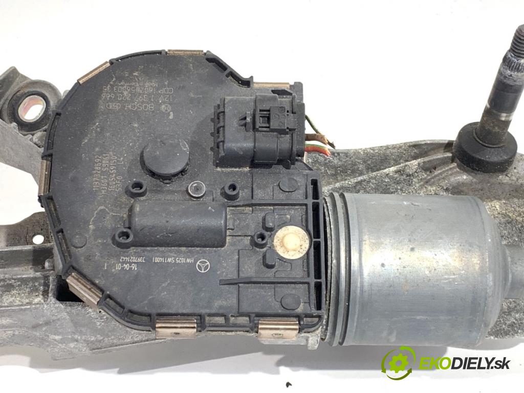 MERCEDES-BENZ W218 Kombi 2016 190 kW CLS 350 d 4-matic (218.994) 2987 Mechanizmus stieračov predný A2128201240 (Motorček stieračov predný)