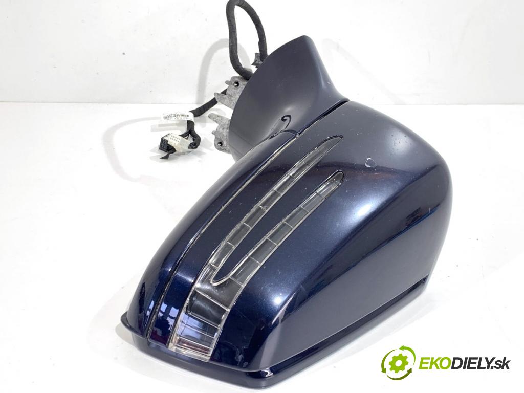 MERCEDES-BENZ W218 Kombi 2016 190 kW CLS 350 d 4-matic (218.994) 2987 zpětné zrcátko levý 890