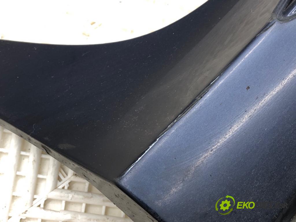 MERCEDES-BENZ W218 Kombi 2016 190 kW CLS 350 d 4-matic (218.994) 2987 lišta prahová pravý A218690XX00