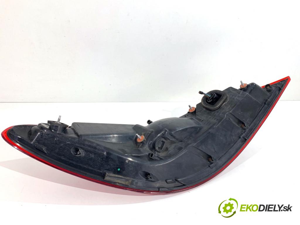 MERCEDES-BENZ W218 Kombi 2016 190 kW CLS 350 d 4-matic (218.994) 2987 světlo pravý zadní část A2189067800