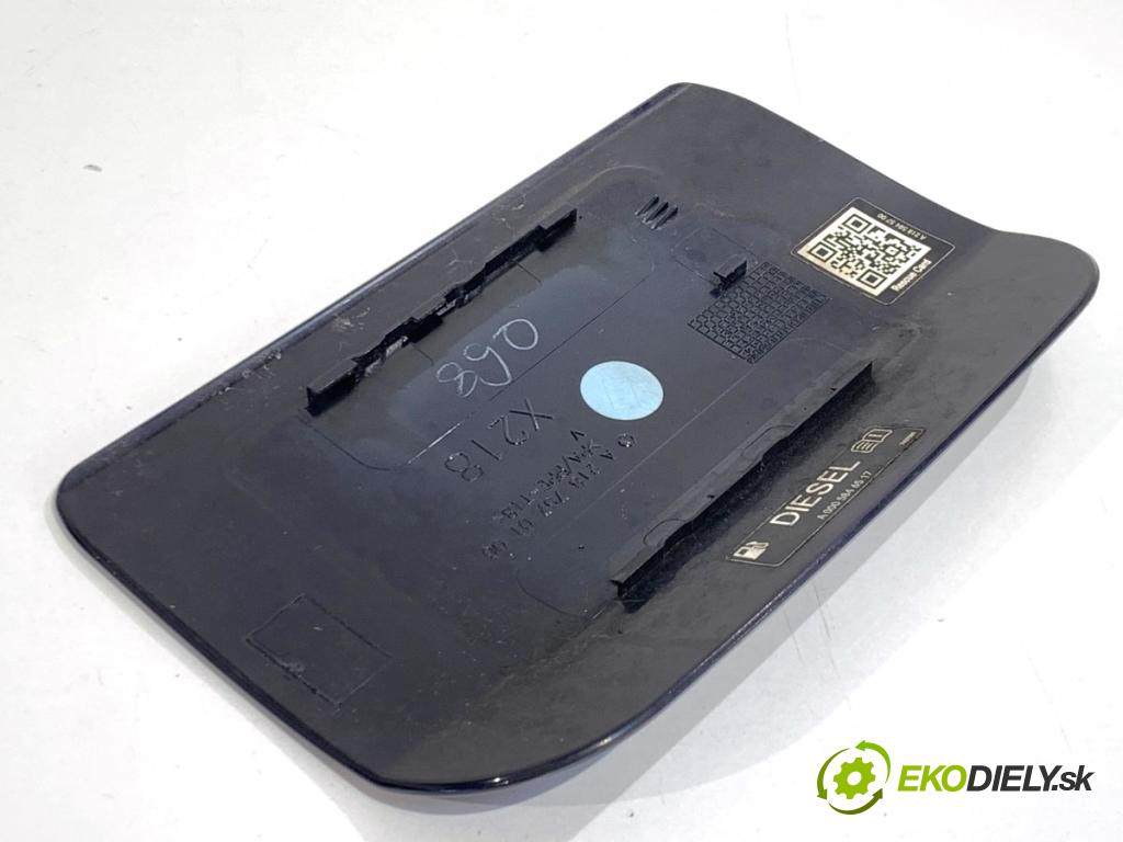 MERCEDES-BENZ W218 Kombi 2016 190 kW CLS 350 d 4-matic (218.994) 2987 dvířka nádrže paliva 2187570106 (Klika dveří ostatní)