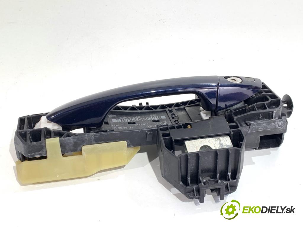 MERCEDES-BENZ W218 Kombi 2016 190 kW CLS 350 d 4-matic (218.994) 2987 klika vnejší levý přední část A2047601534