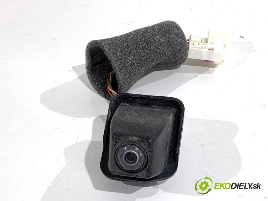 MERCEDES-BENZ W218 Kombi 2016 190 kW CLS 350 d 4-matic (218.994) 2987 KAMERA A0008203703