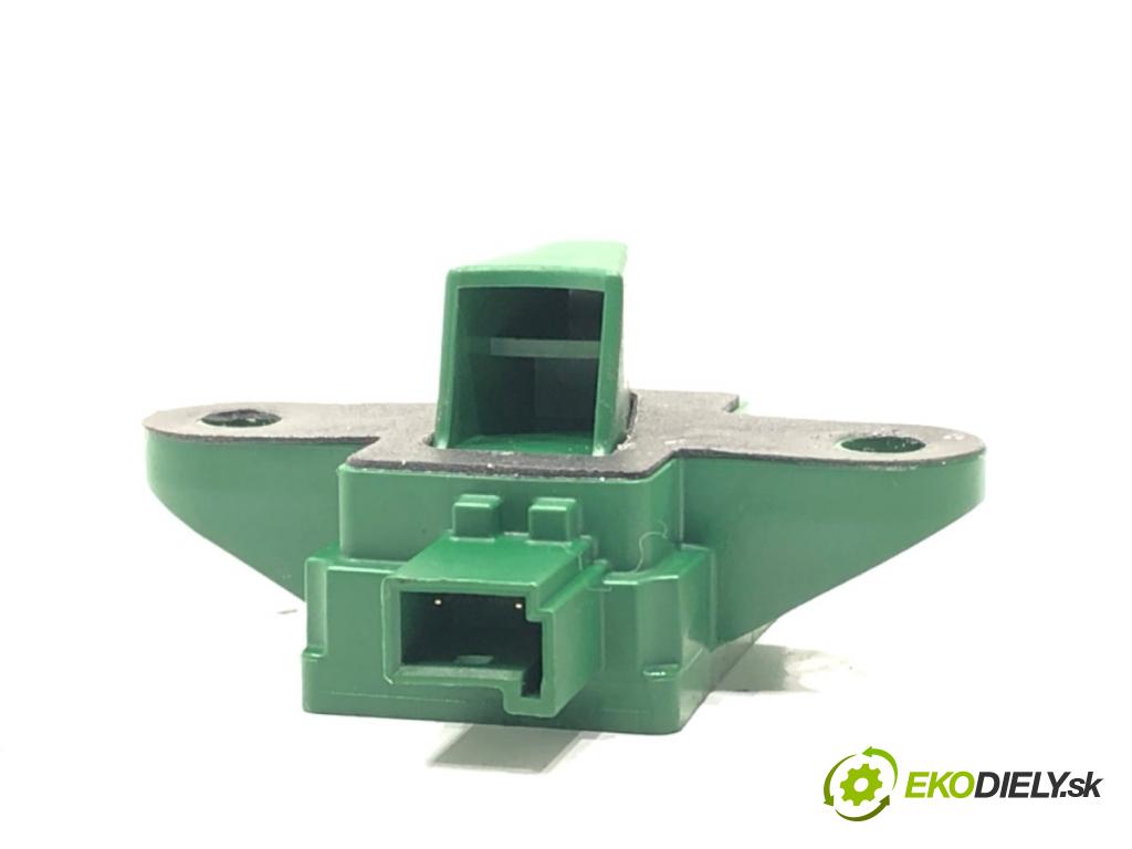 MERCEDES-BENZ W218 Kombi 2016 190 kW CLS 350 d 4-matic (218.994) 2987 Snímač nárazu A1729056100 (Snímač nárazu)