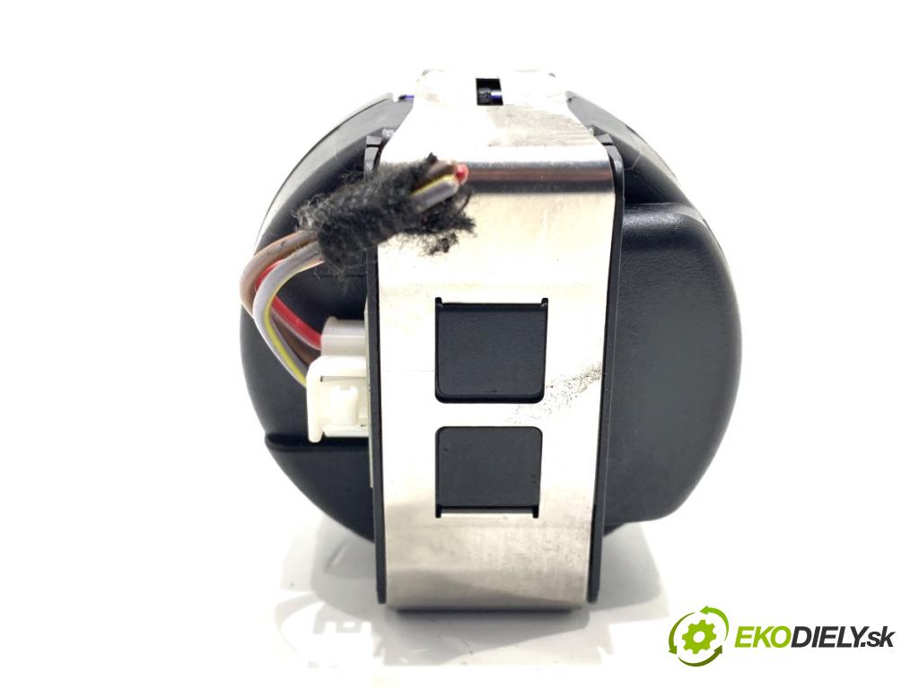 MERCEDES-BENZ W218 Kombi 2016 190 kW CLS 350 d 4-matic (218.994) 2987 Snímač dažďa A2049014504 (Snímač dažďa)