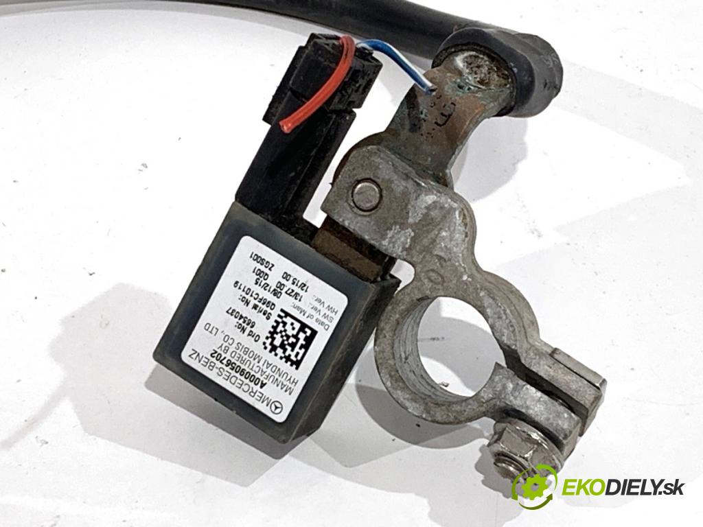 MERCEDES-BENZ W218 Kombi 2016 190 kW CLS 350 d 4-matic (218.994) 2987 svorka MINUS: A0009056702