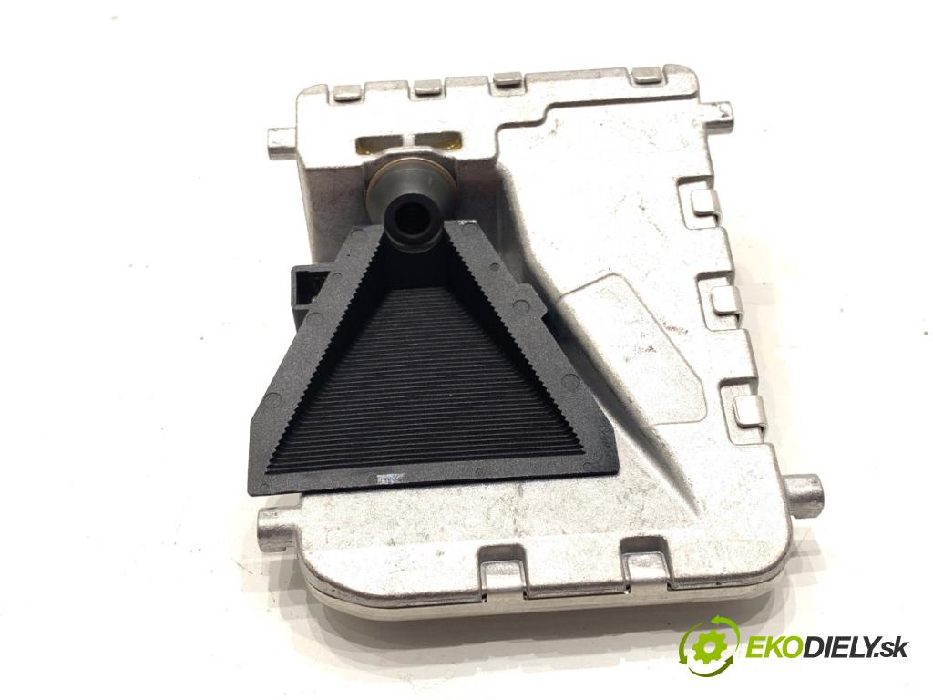 MERCEDES-BENZ W218 Kombi 2016 190 kW CLS 350 d 4-matic (218.994) 2987 KAMERA okna prednej A0009007507