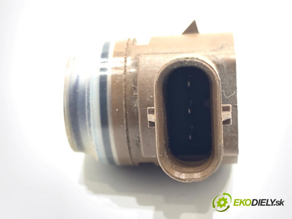 MERCEDES-BENZ W218 Kombi 2016 190 kW CLS 350 d 4-matic (218.994) 2987 Snímač PDC A0009055604