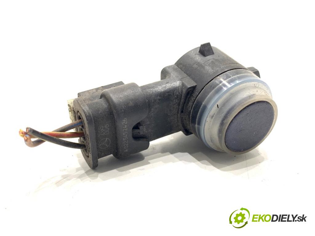 MERCEDES-BENZ W218 Kombi 2016 190 kW CLS 350 d 4-matic (218.994) 2987 Snímač PDC A0009055504