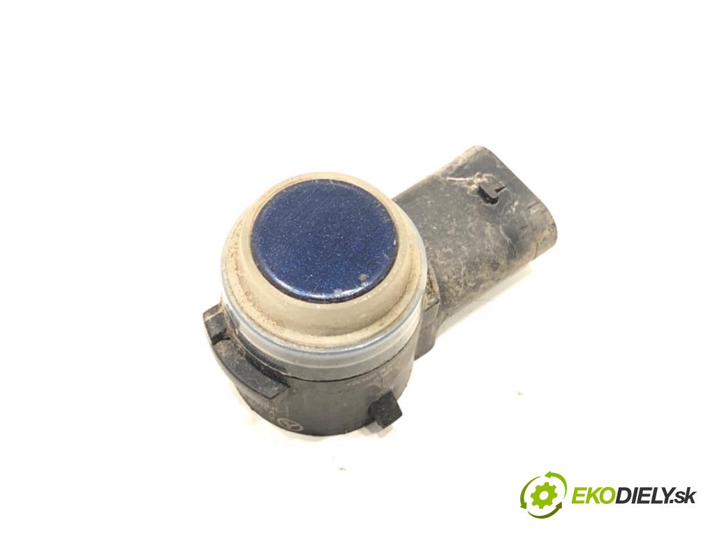 MERCEDES-BENZ W218 Kombi 2016 190 kW CLS 350 d 4-matic (218.994) 2987 snímač PDC A0009055504