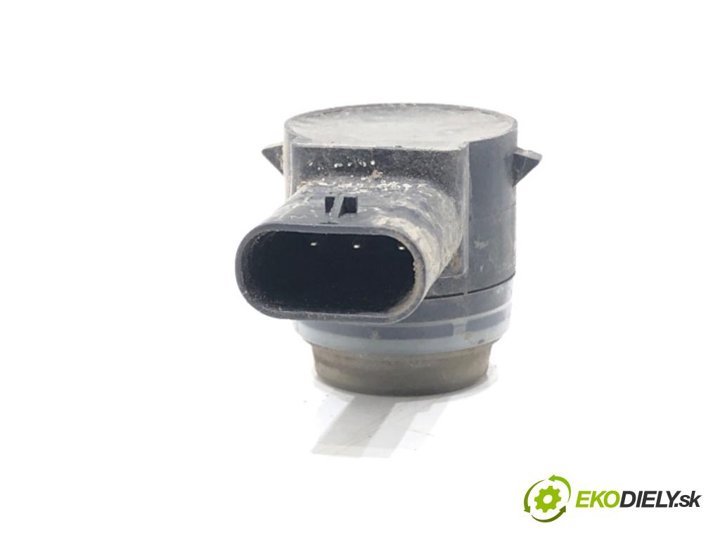 MERCEDES-BENZ W218 Kombi 2016 190 kW CLS 350 d 4-matic (218.994) 2987 snímač PDC A0009055504