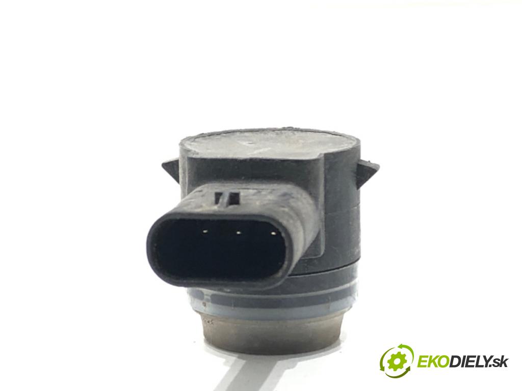 MERCEDES-BENZ W218 Kombi 2016 190 kW CLS 350 d 4-matic (218.994) 2987 snímač PDC A0009055504