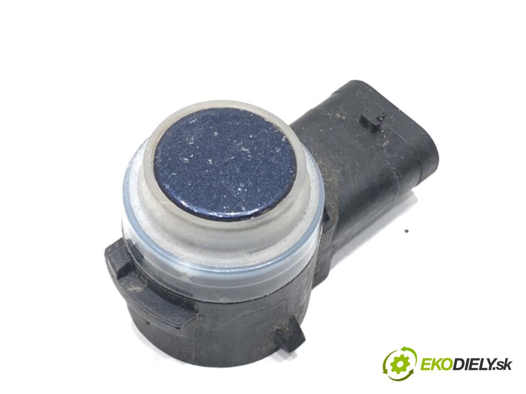 MERCEDES-BENZ W218 Kombi 2016 190 kW CLS 350 d 4-matic (218.994) 2987 snímač PDC A0009055504