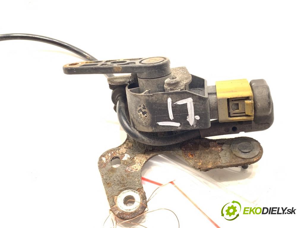 MERCEDES-BENZ W218 Kombi 2016 190 kW CLS 350 d 4-matic (218.994) 2987 Snímač XENON zad ľavy A2045450526