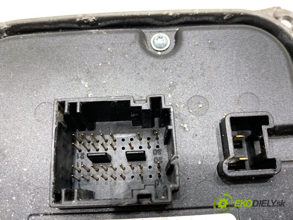 MERCEDES-BENZ W218 Kombi 2016 190 kW CLS 350 d 4-matic (218.994) 2987 Menič XENON A2189004406 (Riadiaca jednotka xenónu)