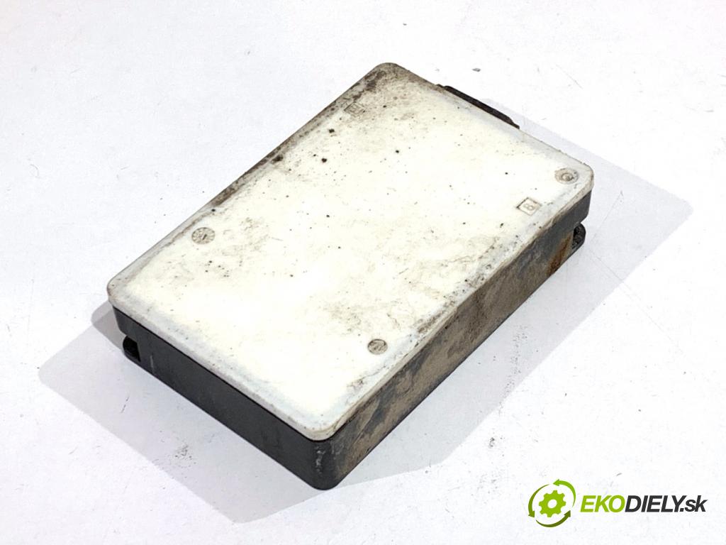 MERCEDES-BENZ W218 Kombi 2016 190 kW CLS 350 d 4-matic (218.994) 2987 RADAR: snímač MRTVÍ klapka A0009057405