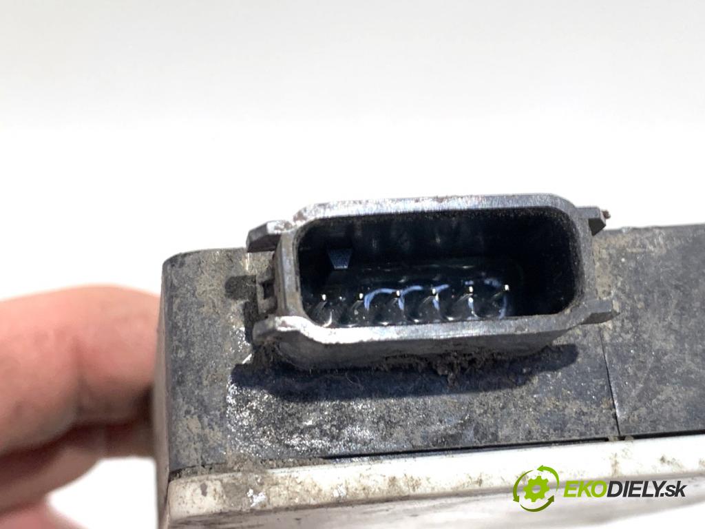 MERCEDES-BENZ W218 Kombi 2016 190 kW CLS 350 d 4-matic (218.994) 2987 RADAR: snímač MRTVÍ klapka A0009057405