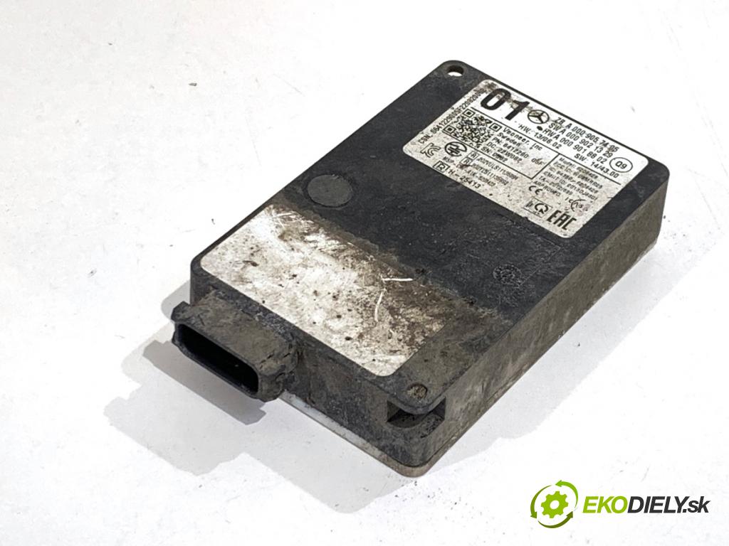 MERCEDES-BENZ W218 Kombi 2016 190 kW CLS 350 d 4-matic (218.994) 2987 RADAR: snímač MRTVÍ klapka A0009057405