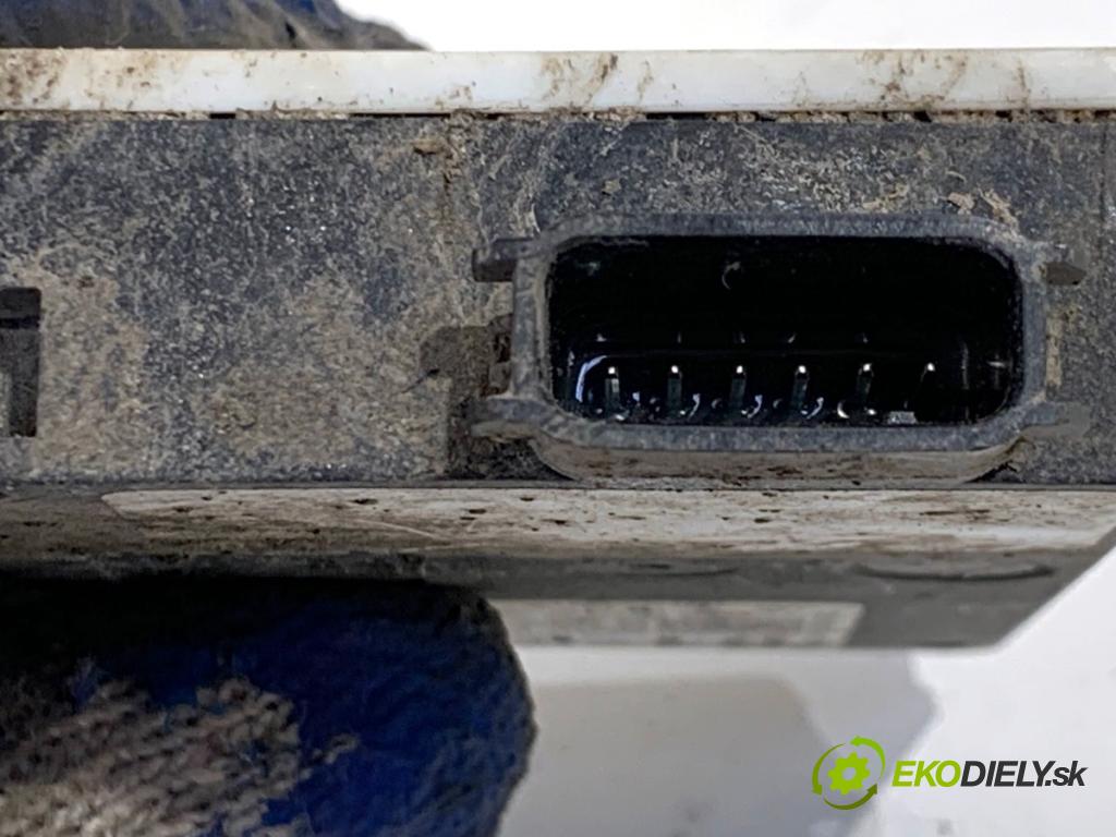 MERCEDES-BENZ W218 Kombi 2016 190 kW CLS 350 d 4-matic (218.994) 2987 RADAR: snímač MRTVÍ klapka A0009057405