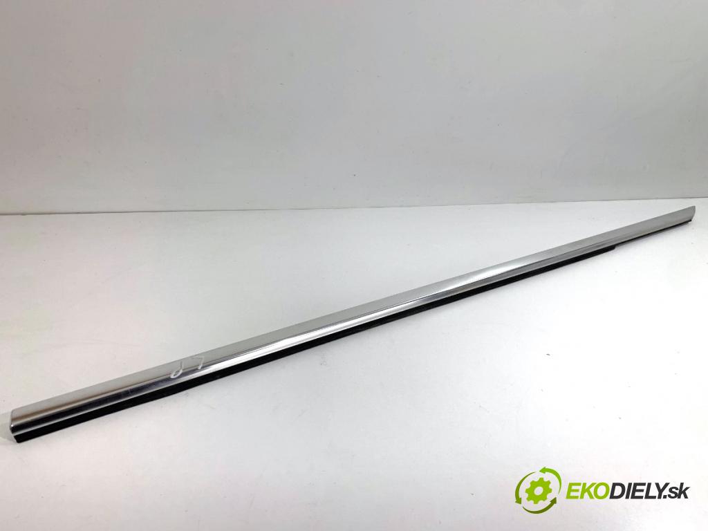 MERCEDES-BENZ W218 Kombi 2016 190 kW CLS 350 d 4-matic (218.994) 2987 lišta Sbírání: přední část levý 