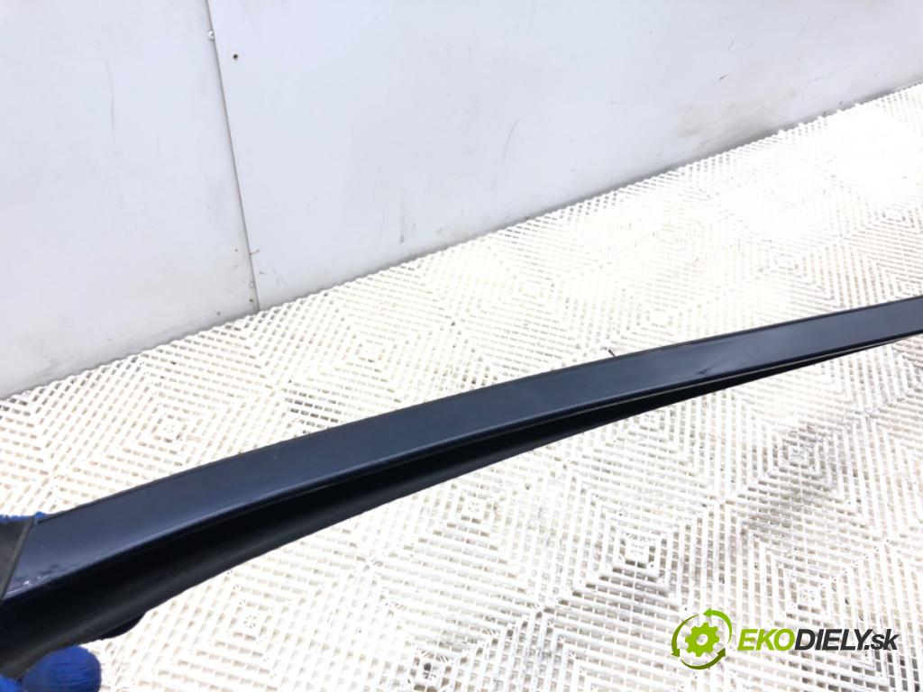 MERCEDES-BENZ W218 Kombi 2016 190 kW CLS 350 d 4-matic (218.994) 2987 lišta střešní pravá A2186901082