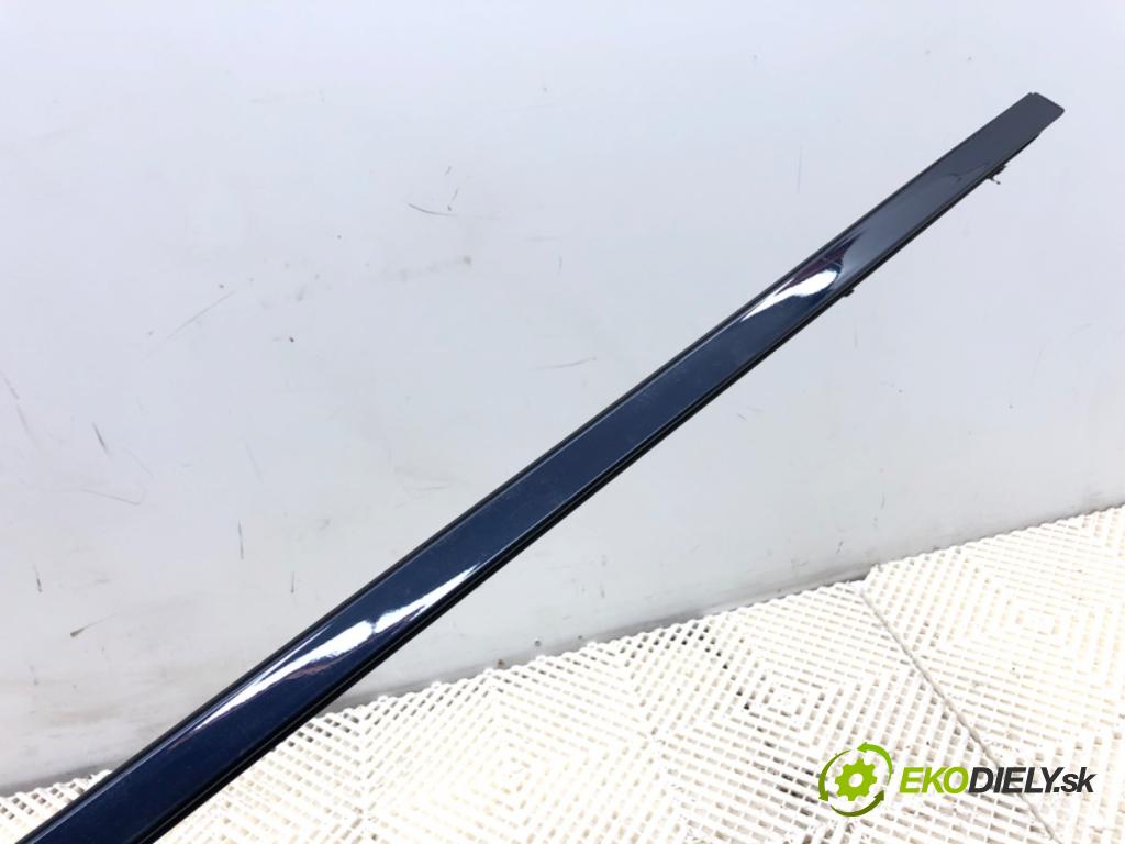 MERCEDES-BENZ W218 Kombi 2016 190 kW CLS 350 d 4-matic (218.994) 2987 lišta střešní pravá A2186901082