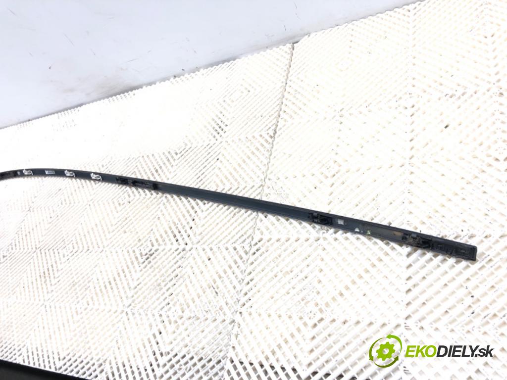 MERCEDES-BENZ W218 Kombi 2016 190 kW CLS 350 d 4-matic (218.994) 2987 lišta střešní pravá A2186901082