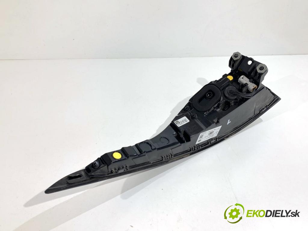 LAND ROVER RANGE ROVER EVOQUE SUV 2025 150 kW 2.0 D200 MHEV 4x4 1997 světlo levý zadní část R8D2-13405-AF