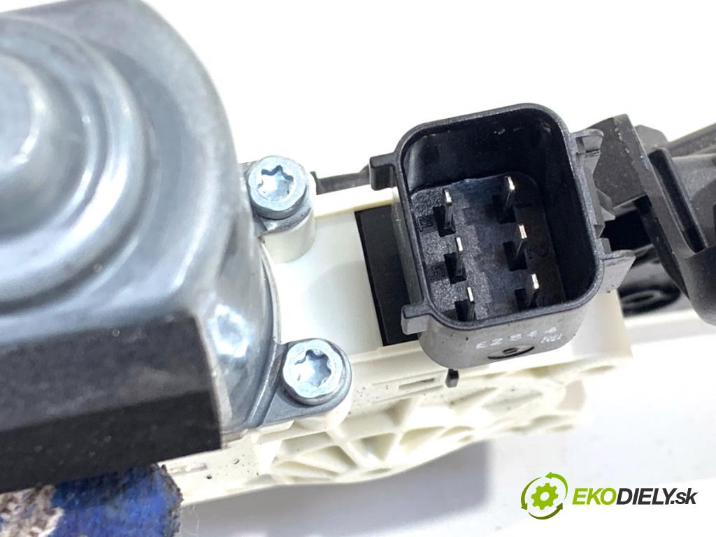 LAND ROVER RANGE ROVER EVOQUE SUV 2025 150 kW 2.0 D200 MHEV 4x4 1997 mechanismus okna pravý přední část K8D223200AF