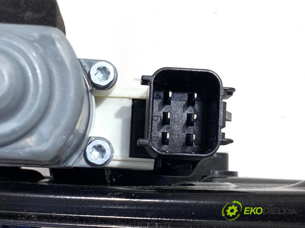 LAND ROVER RANGE ROVER EVOQUE SUV 2025 150 kW 2.0 D200 MHEV 4x4 1997 mechanismus okna pravý zadní část K8D227000AC