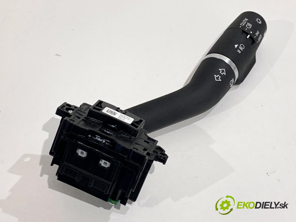 LAND ROVER RANGE ROVER EVOQUE SUV 2025 150 kW 2.0 D200 MHEV 4x4 1997 přepínač směrovek  (Páčky pod volantem)