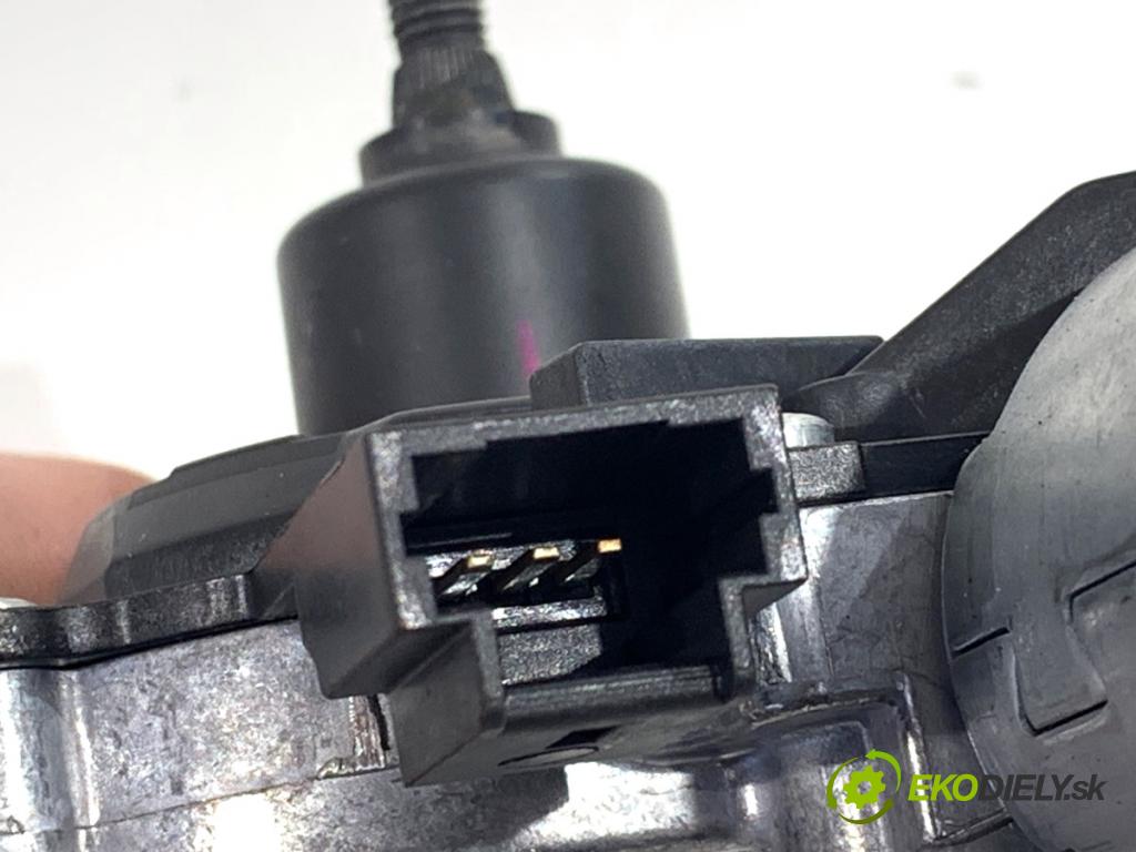 LAND ROVER RANGE ROVER EVOQUE SUV 2025 150 kW 2.0 D200 MHEV 4x4 1997 Motor stieračov zad K8D2-17404-AB