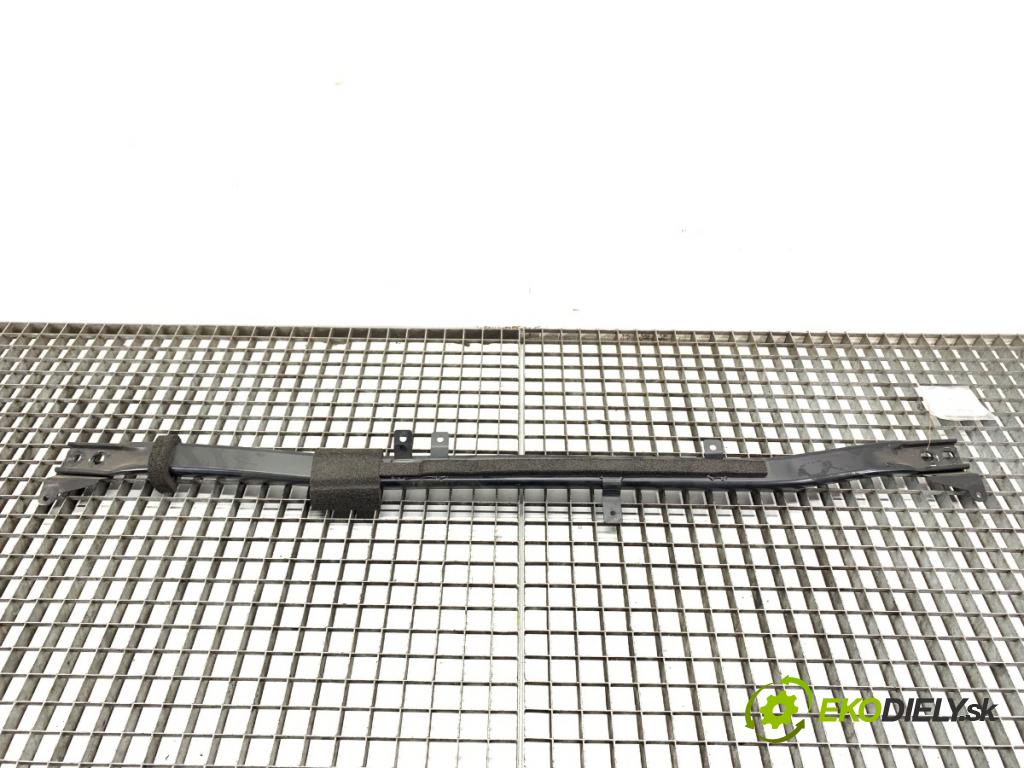 LAND ROVER RANGE ROVER EVOQUE SUV 2025 150 kW 2.0 D200 MHEV 4x4 1997 Výstuha horná  (Výstuha)