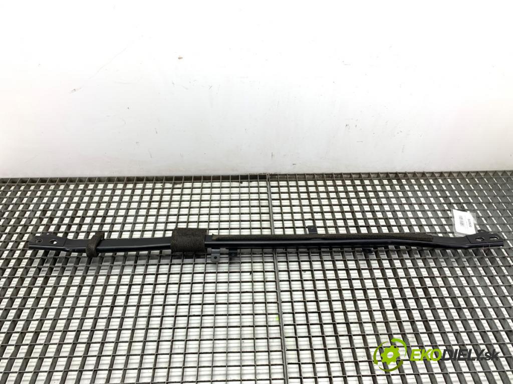 LAND ROVER RANGE ROVER EVOQUE SUV 2025 150 kW 2.0 D200 MHEV 4x4 1997 Výstuha horná  (Výstuha)