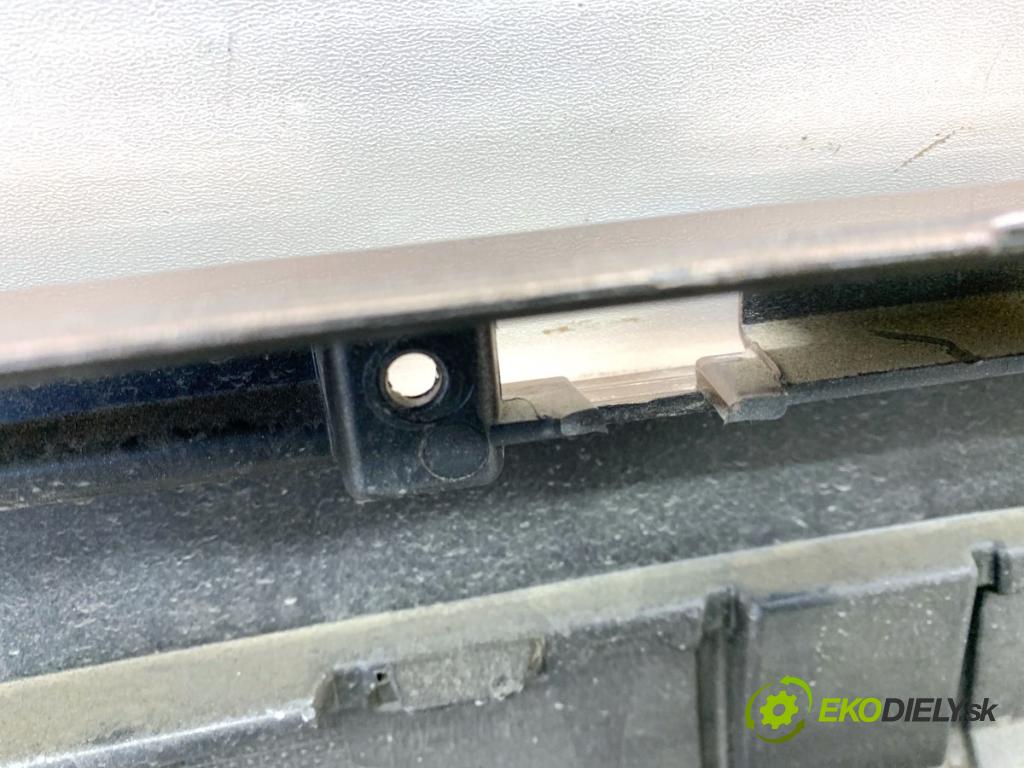 LAND ROVER RANGE ROVER EVOQUE SUV 2025 150 kW 2.0 D200 MHEV 4x4 1997 Nárazník zad  (Kľučka dverí ostatné)