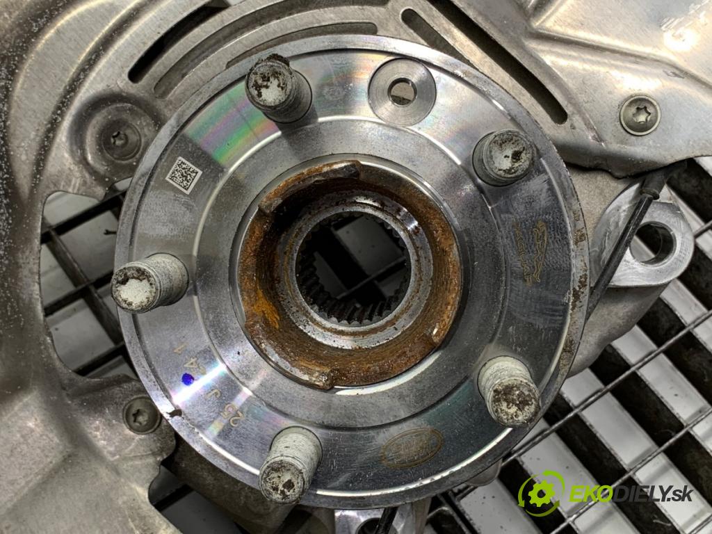 LAND ROVER RANGE ROVER EVOQUE SUV 2025 150 kW 2.0 D200 MHEV 4x4 1997 náboj pravý přední část