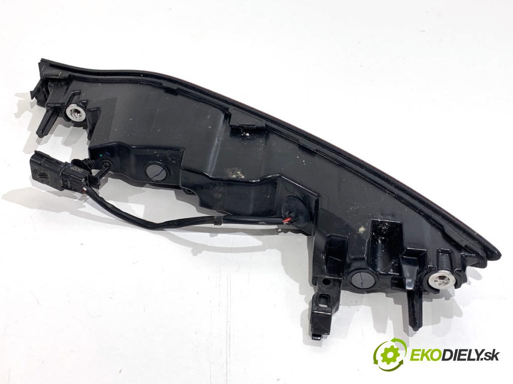 LAND ROVER RANGE ROVER EVOQUE SUV 2025 150 kW 2.0 D200 MHEV 4x4 1997 Svetlo nárazníka pravy zad R8D2-15K272-AB