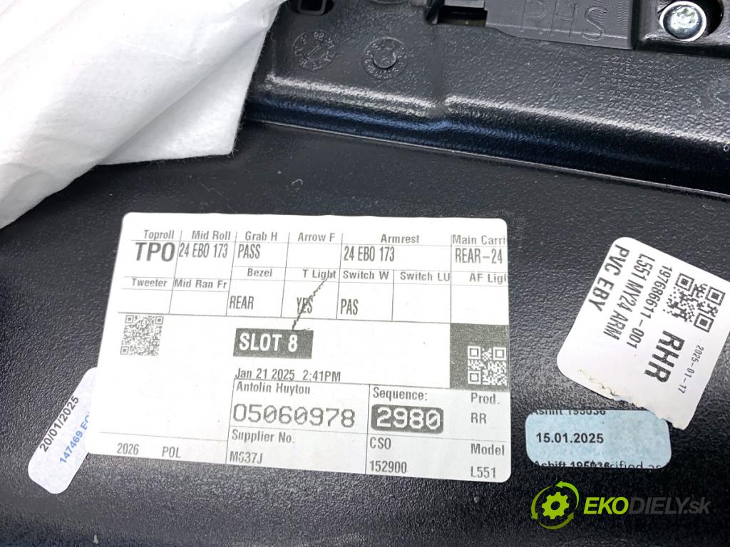 LAND ROVER RANGE ROVER EVOQUE SUV 2025 150 kW 2.0 D200 MHEV 4x4 1997 čalúnenie Dvere pravy zad